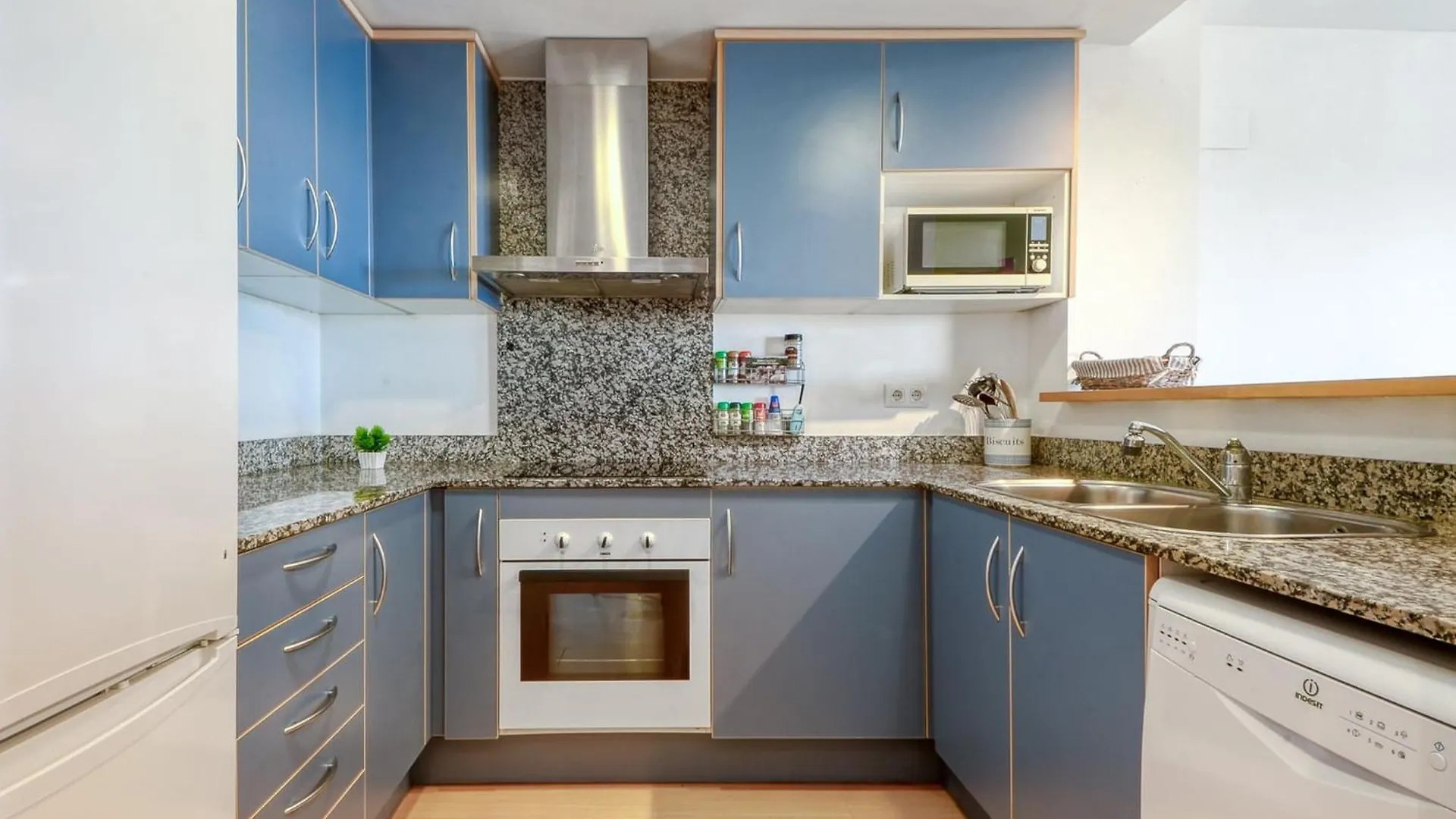 Apartment With Scenic View 艾姆布里亚布拉瓦 西班牙