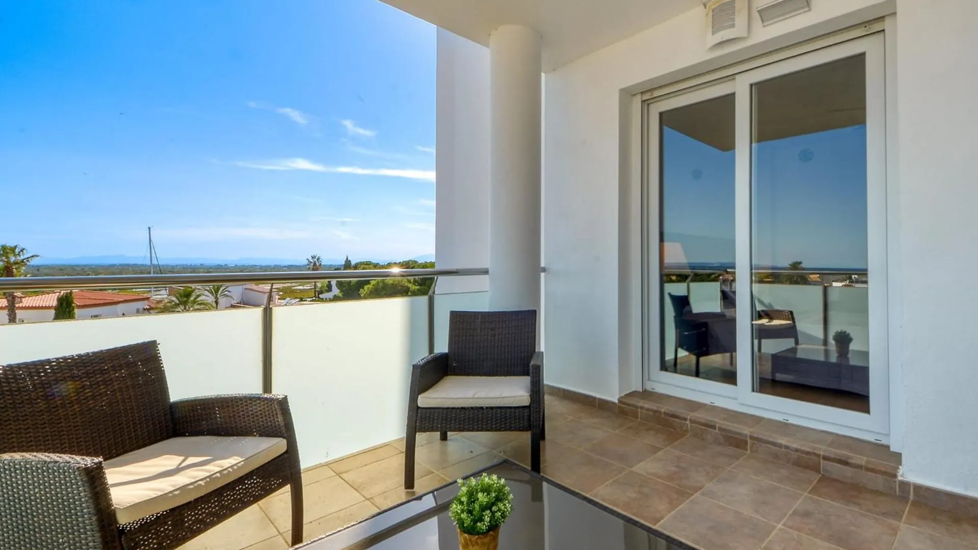 Apartment With Scenic View Empuriabrava